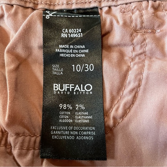 Buffalo David Button Samuella Dusty Rose Mid Rise Bermuda Shorts Size 10 / 30 - Picture 8 of 9
